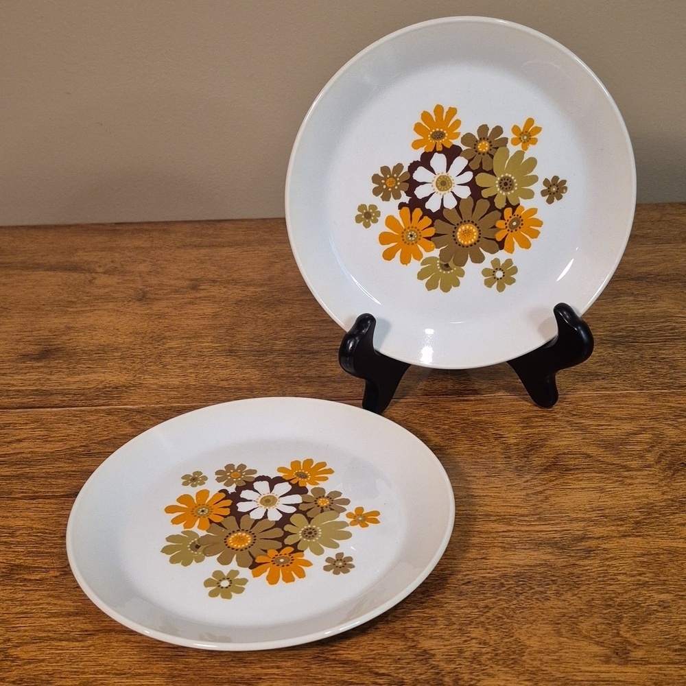 JOHNSON BROTHERS IRONSTONE 1970s 'Fiesta' Floral Patterned Side Plates, Set of 2 - Picture 2 of 10